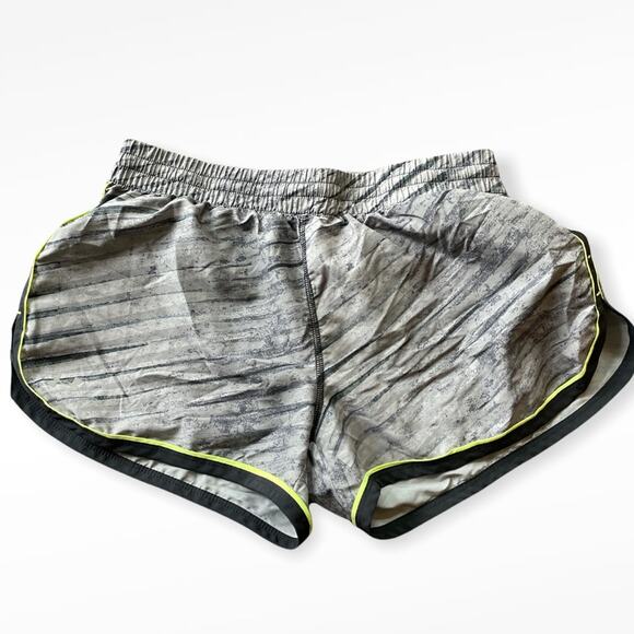 Under Armour Heat Gear Gray/Black Lime Running Shorts S - Picture 1 of 4